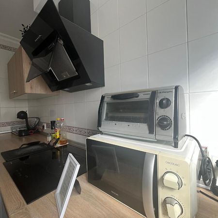 Lovely Rooms En Piso Compartido Seville Luaran gambar