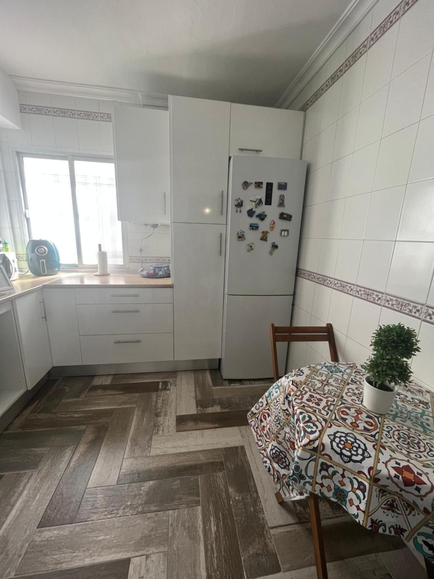 Lovely Rooms En Piso Compartido Seville Luaran gambar